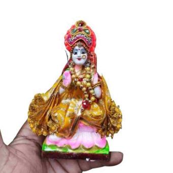 Idols &amp; Figurines