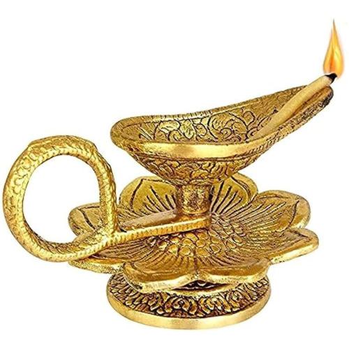 Decorative Gold Finish Metal Showpiece