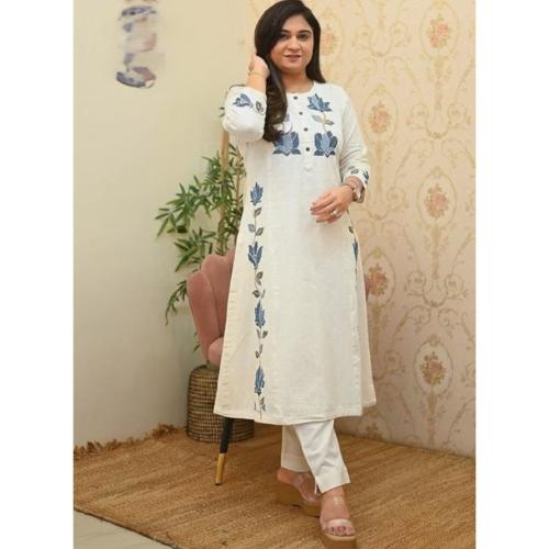 Women’s Off White Khadi Cotton Embroidered Kurta Pant Set 