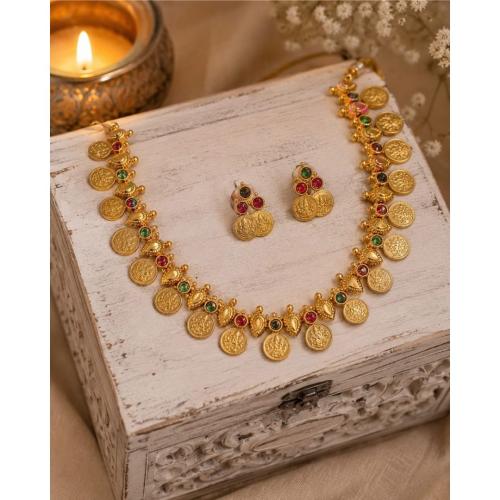 Maahi Classic Temple Necklace Set with Dori