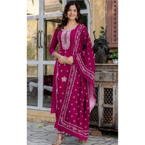 Women Floral Embroidered Straight Kurta with Trousers & Printed Dupatta