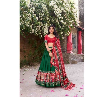 Lehenga Cholis