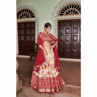 Lehenga Cholis