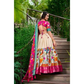 Lehenga Cholis