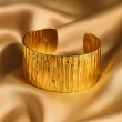 SOLMARE Ishtaara elegant gold-plated cuff bracelet