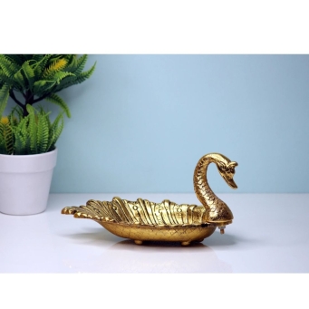 Serving Pieces