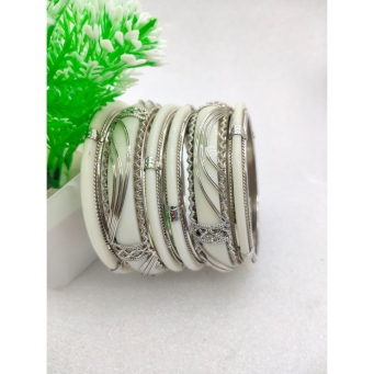 Bangles &amp; Bracelet