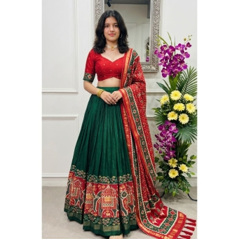 Lehenga Cholis