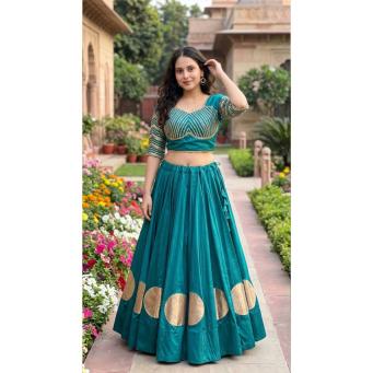 Lehenga Cholis
