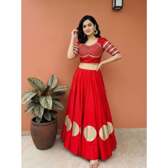 Lehenga Cholis