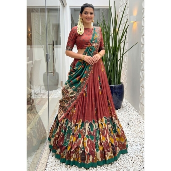 Lehenga Cholis